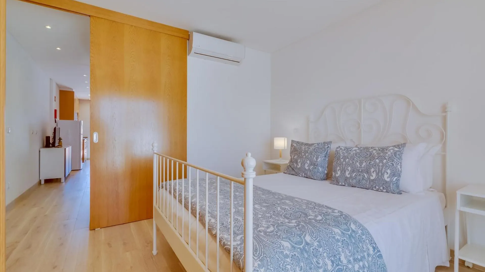 Side Villas - 1Bdr Retreat With Bbq & Patio Quarteira