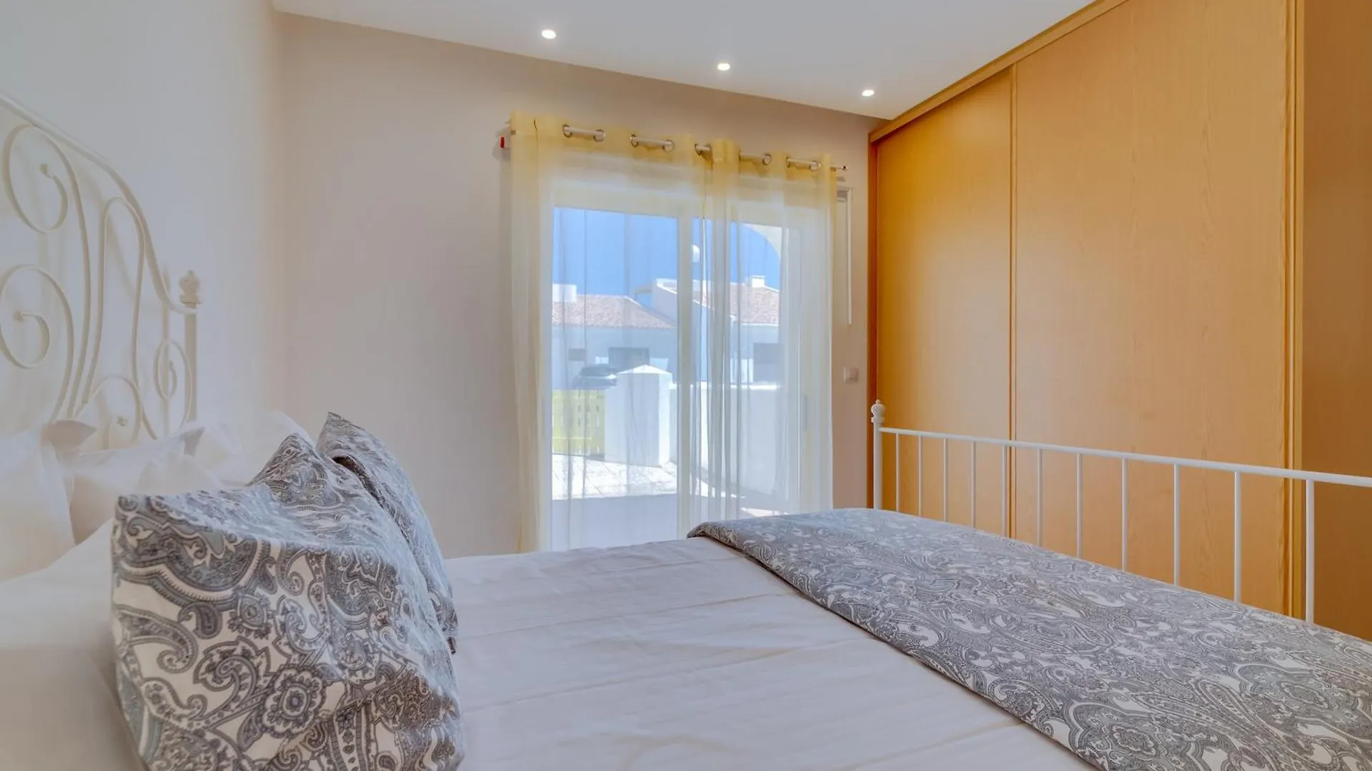 Side Villas - 1Bdr Retreat With Bbq & Patio Quarteira