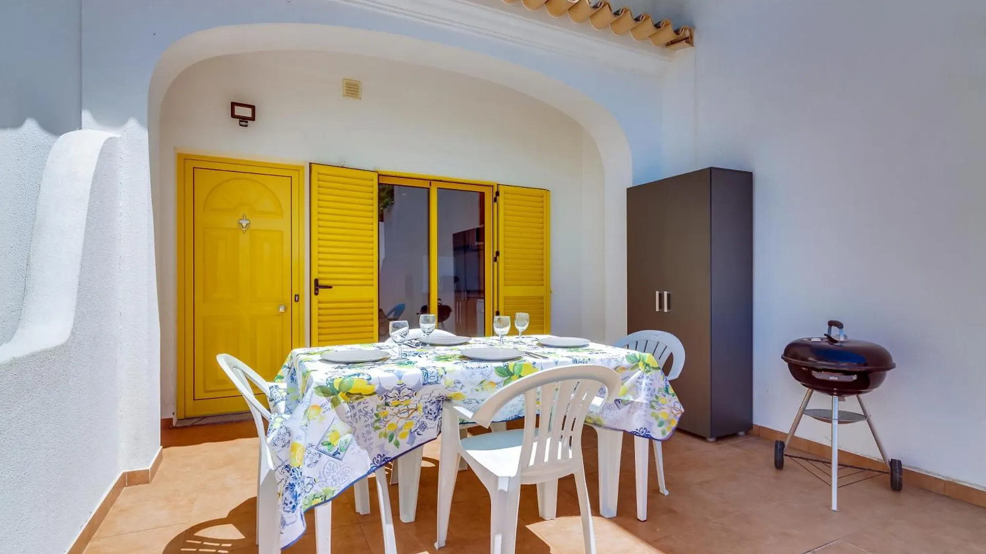 Side Villas - 1Bdr Retreat With Bbq & Patio Quarteira