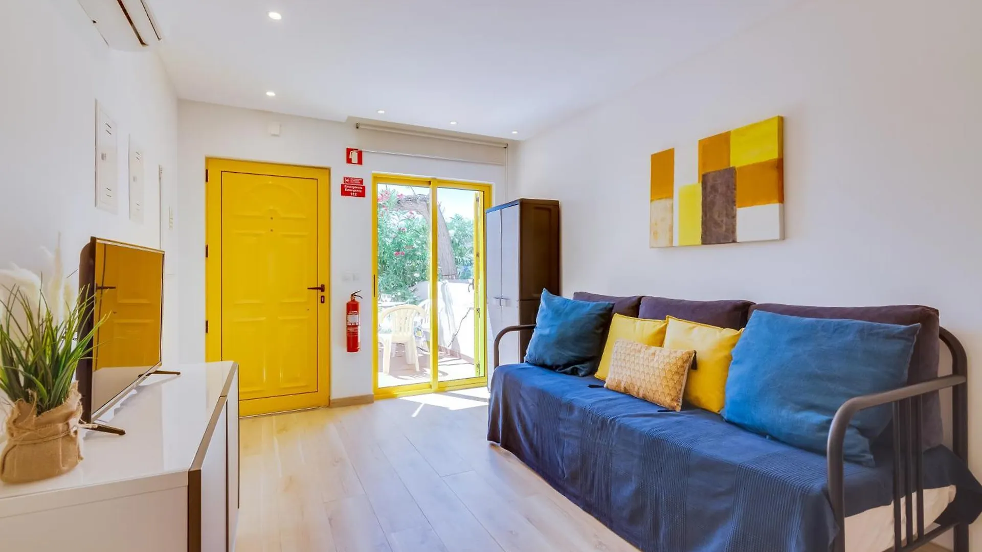 Side Villas - 1Bdr Retreat With Bbq & Patio Quarteira